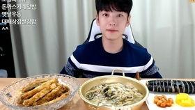 吃瓜爆料流水面小哥,揭秘娱乐圈幕后真相