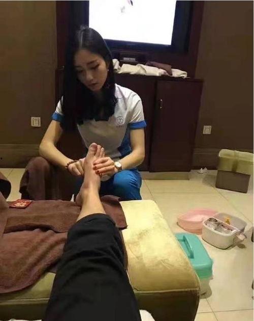 足浴视频,养生保健的足底按摩之旅