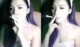 美女抽烟视频,美女抽烟瞬间，风情万种引人遐想