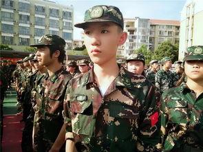 吃瓜爆料军训女生,揭秘军营生活点滴