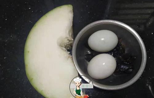 黑瓜能用水煮开吃嘛图片,能否用水煮开成为美味佳肴？