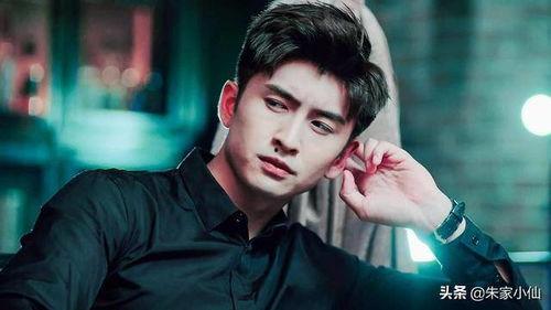 吃瓜爆料吴磊关晓彤,吃瓜群众热议恋情真相