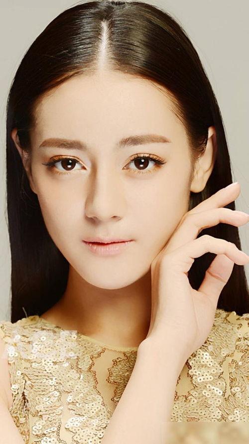 吃瓜爆料吴磊关晓彤,吃瓜群众热议恋情真相