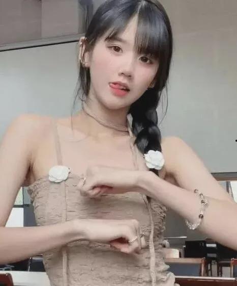 井川里予黑料吃瓜公众号