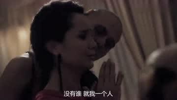 美女被糟蹋视频,美女遭遇不测，视频揭露惊人真相