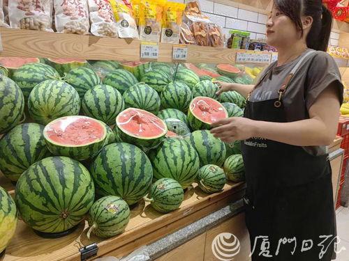 麒麟瓜今日超市价格,价格亲民引消费者抢购
